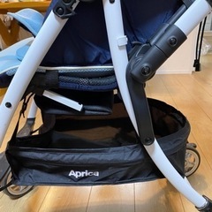 アップリカ ベビーカーの画像