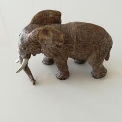 フィギュア　象の子ども