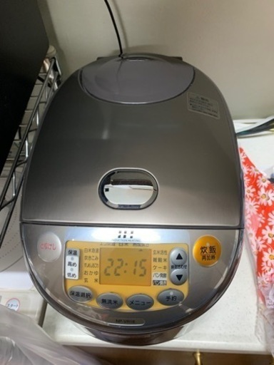象印　一升炊き炊飯器