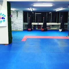 あなたの経験を活かしませんか？キックボクシングジムでのトレーナー業です。の画像