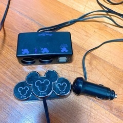 ミッキー車の充電ソケット🚗