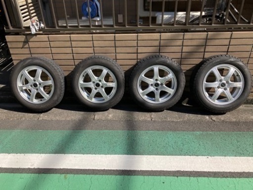 2021年の中古スタッドレス 175/65R15 ホイル付きまだまだ使えます