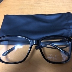 ノーブランド伊達メガネ （ソフトケース付属）の画像