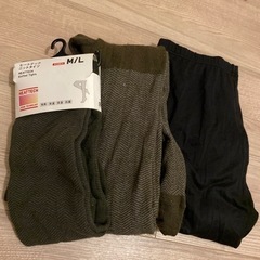 (交渉中)ユニクロ　ヒートテック　スパッツ＆ニットタイツ3セットの画像