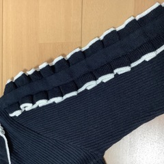 トッコクローゼット　ネイビーニットの画像