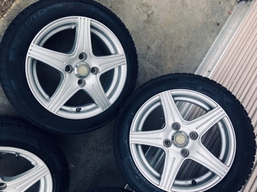 冬タイヤ 155/65R14軽自動車用アルミ付きスタッドレス