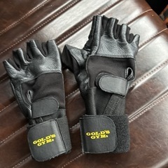 GOLDGYM トレーニング手袋売ります。値引きしました。の画像