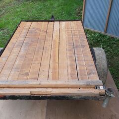 トレーラーの画像