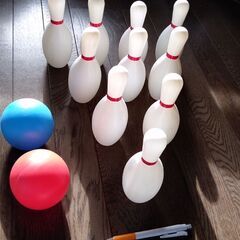 ボーリングセット　おもちゃ