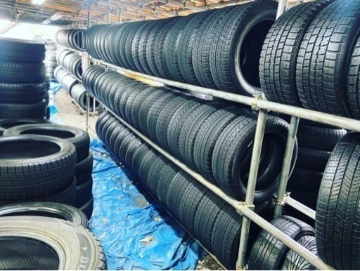 215/60/17 スタッドレスタイヤ+交換、(大府市、桑名市)アマントレーディング)