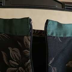 品の良いスカートの画像