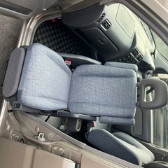 ホンダ ライフ 助手席リフトアップシートの画像