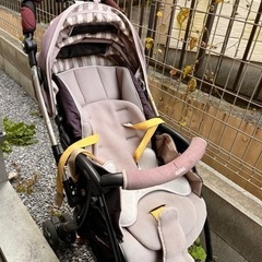 ベビーカー　Aprica Luxuna bitte 