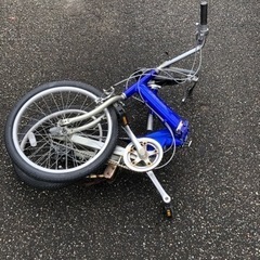 ブリヂストン折り畳み自転車の画像