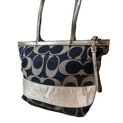 COACH コーチ シグネチャー ストライプ トートバッグ ネイビーの画像