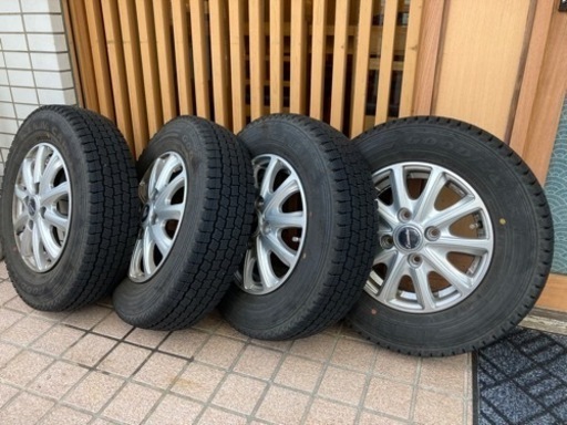 スタッドレスタイヤアルミホイール４本セット