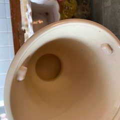 白い花瓶の画像