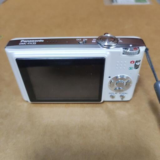 LUMIX DMC-FX35　パナソニックデジタルカメラ