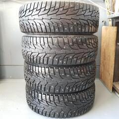 雪山最強ピンタイヤ　205/60R16 2017製　ハンコック　スパイクタイヤ 雪山最強ピンタイヤ 205/60R16 2017製 ハンコック スパイクタイヤ