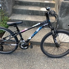 早い者勝ち　人気子供車 trek24インチ MTB 127-16...