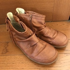 ショートブーツ　Mの画像