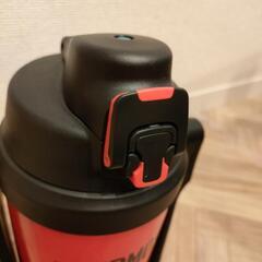 (決まりました)THERMOS サーモス 2L 真空水筒◆保冷専用の画像