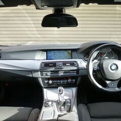 検査5年9月523iツーリング MスポーツPKG 6気筒モデル/社外18インチ/スパッタゴールドフィルム/HDDナビ/地デジ/バックカメラ/デイライト/ETCの画像