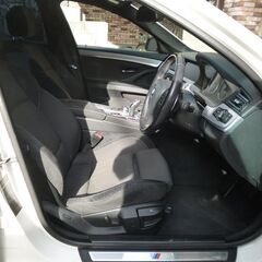 検査5年9月523iツーリング MスポーツPKG 6気筒モデル/社外18インチ/スパッタゴールドフィルム/HDDナビ/地デジ/バックカメラ/デイライト/ETCの画像