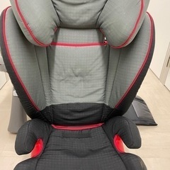 ポルシェ　ジュニアシート