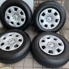ハイエース　新車外し　タイヤホイールセット　ハイエースタイヤ