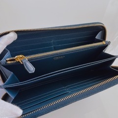 PRADA プラダ 長財布　ロゴ　サフィアーノの画像