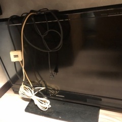 液晶テレビ