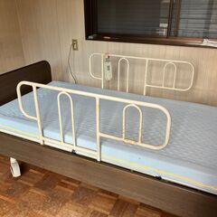 電動　介護ベッド　現状渡し　差し上げます　現地より引取お願いしま...