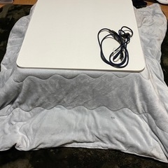 コタツ 75cm×75cm 正方形！！ 取りに来れる方！の画像