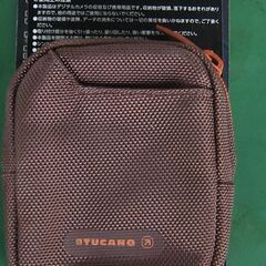 （J-148)　TUCANO デジタルカメラケース(未使用）*引...