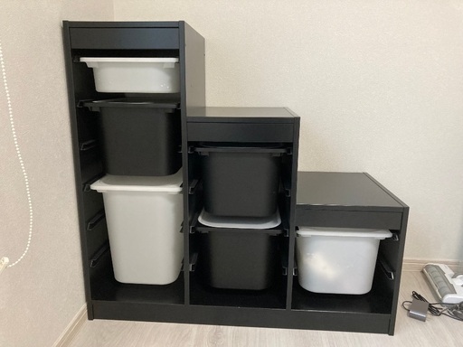 トロファスト　IKEA 黒　ブラック　階段