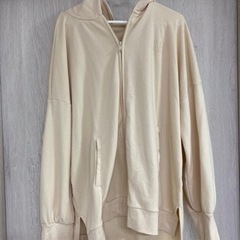 ③ほぼ未使用　GAP パーカー　Lサイズ