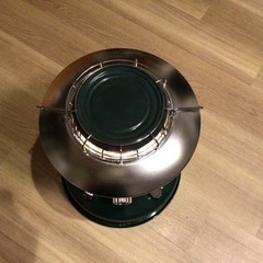 丸型石油ストーブの画像