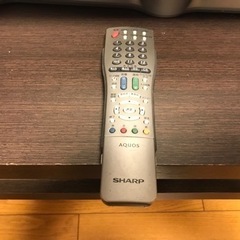 ☆お取引確定☆ シャープ液晶テレビ　32インチ　左右オプションスピーカー付き！ 重低音で聴けます！　左右角度調整可能♫の画像