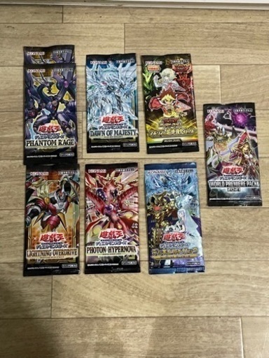 遊戯王カード 未開封7袋【値下げ交渉可】