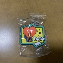 キーホルダー  缶バッジ  BT21の画像