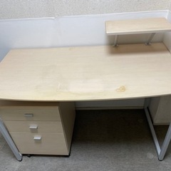 パソコンデスク