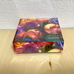 BOX / mika ninagawa ALACARTE コラボパッケージの画像