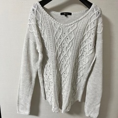 アンドバイピー&ディー　ピンキー&ダイアン　& by P&D　ニット　Vネックセーター　ケーブル編み　薄手　長袖　38　ペールグレー の画像