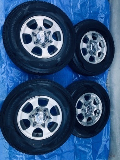 冬タイヤ　三菱パジェロ用アルミ付きスタッドレス