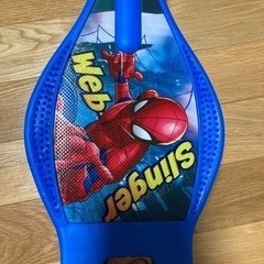 新品未使用　子供用　スパイダーマン キャスターボード 　タイヤ光りますの画像
