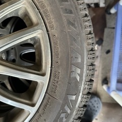 【早い者勝ち】BLIZZAKスタッドレスの画像