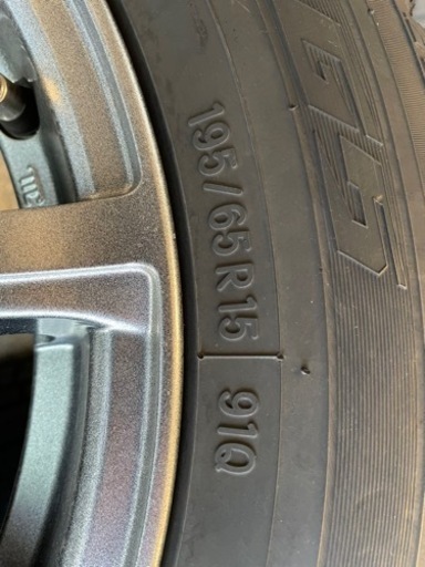 195/65R15 91Qスタッドレスタイヤホイールセット　美品