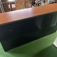 ● オフィス家具、カウンター、受付カウンター、棚の画像