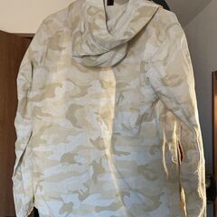 男性・男子迷彩ジャケットの画像